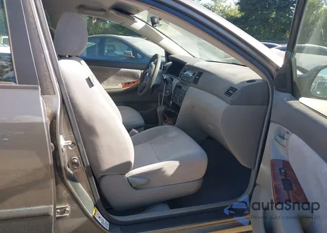 2005 Toyota Corolla Le z USA, uszkodzony, nr VIN 2T1BR30E05C440082